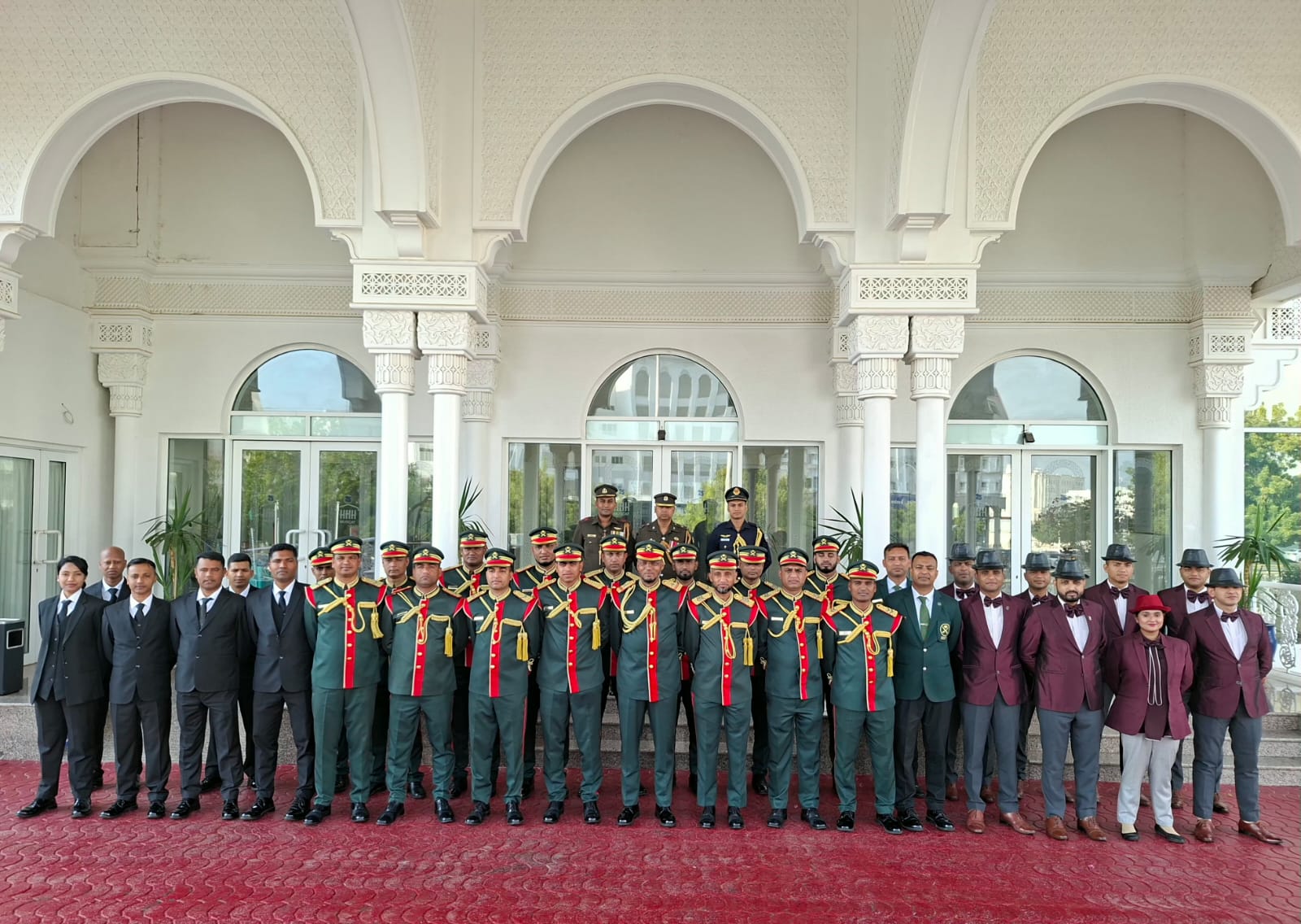 বাংলাদেশ ও ওমানের মধ্যে কূটনৈতিক সম্পর্ক স্থাপনের ৫০তম বার্ষিকী উপলক্ষে ওমানে আয়োজিত অনুষ্ঠানে বাংলাদেশ সশস্ত্র বাহিনীর সম্মিলিত ব্যান্ড ও অর্কেস্ট্রা দলের অংশগ্রহণ