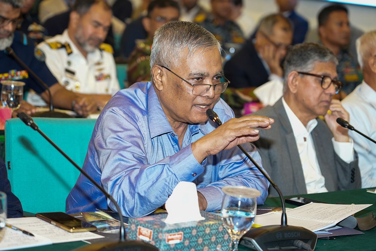 সশস্ত্র বাহিনী বিভাগ (এএফডি) ও বাংলাদেশ ইনস্টিটিউট অব ইন্টারন্যাশনাল অ্যান্ড স্ট্র্যাটেজিক স্টাডিজ (বিআইআইএসএস) এর যৌথ ব্যবস্থাপনায় ‘REGIONAL GEOPOLITICAL LANDSCAPE: IMPACTS ON THE SECURITY DYNAMICS OF BANGLADESH AND WAYS FORWARD’ শীর্ষক সেমিনার অনুষ্ঠিত